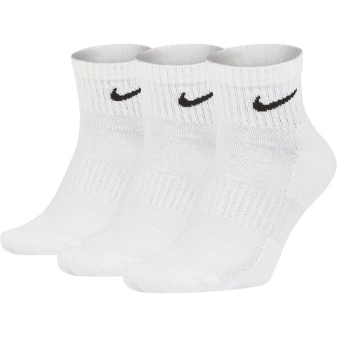 Skarpety Nike Everyday Cushioned Ankle 3 pary białe SX7667 100 Skarpety Nike Everyday Cushioned Ankle 3 pary białe SX7667 100