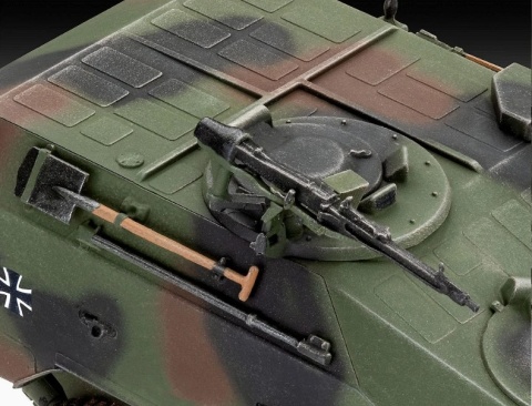 Revell 03336 1/35 Wiesel 2 LeFlaSys BF/UF