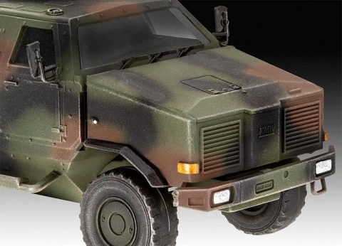 Revell 03345 1/72 ATF Dingo 01