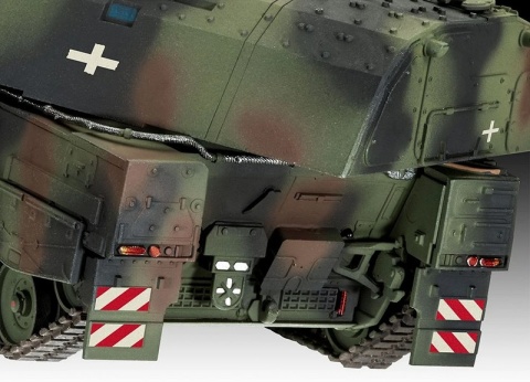 Revell 03347 1/72 Panzerhaubitze 2000