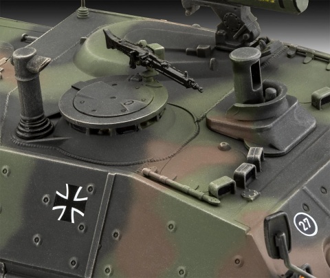 Revell 03353 1/35 Raketenjagdpanzer Jaguar 1