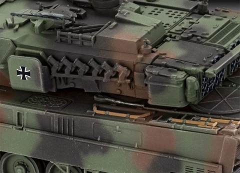 Revell 03355 1/72 Leopard 2 A7V