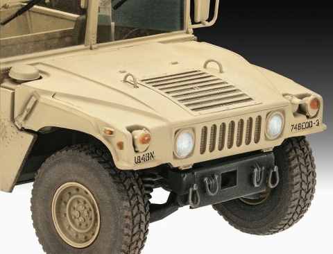 Revell 03366 1/35 HMMWV M1097 A2