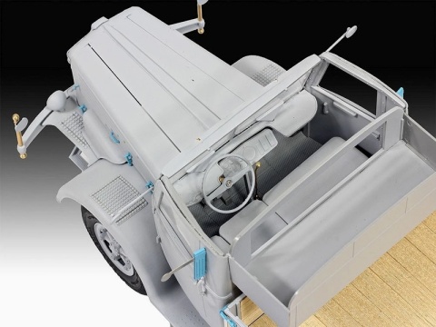 Revell 07580 1/24 Büssing 8000 S 13 mit Trailer