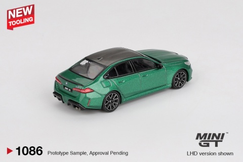 MINI GT 01086-BL BMW M5 (G90) 2024 Isle of Man Green metallic
