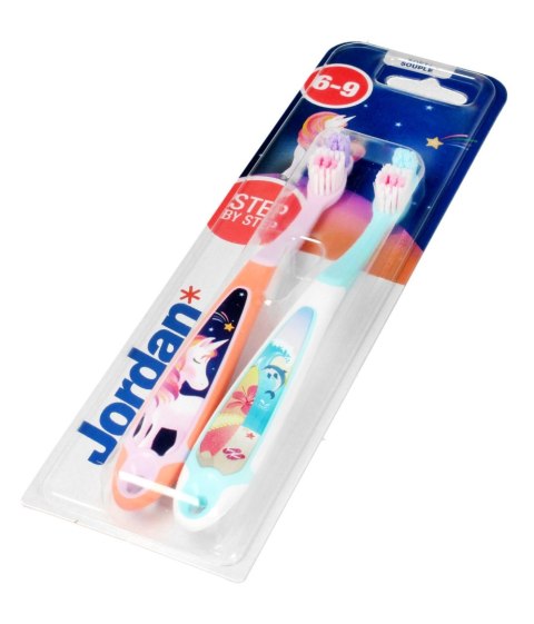 Jordan Szczoteczka do zębów dla dzieci DUO Step by Step 6-9 soft - mix wzorów 1szt Jordan Szczoteczka do zębów dla dzieci DUO Step by Step 6-9 soft - mix wzorów 1szt