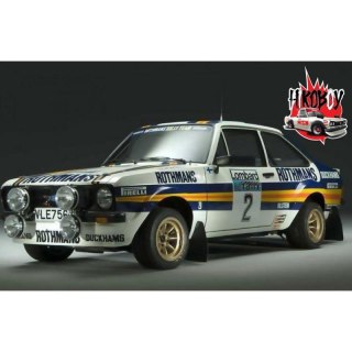 Italeri 3650 1/24 Ford Escort RS 1800 Mk.II