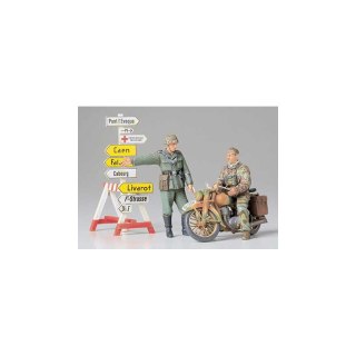 Tamiya 35241 German Motorcycle Orderly Set