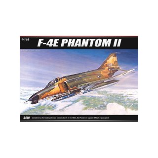 Academy 12605 F-4E Phantom II - 1/144