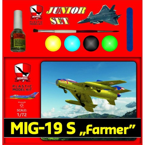 Big Model JS72002 Mig-19 SFarmer Germany - zestaw Big Model JS72002 Mig-19 SFarmer Germany - zestaw