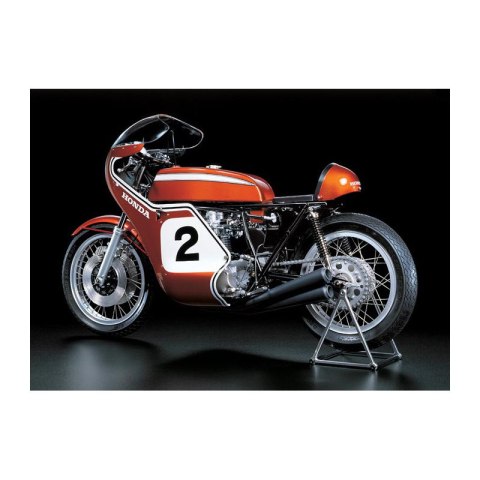 Tamiya 23210 CB750 Racing Semi-Assembled Tamiya 23210 CB750 Racing Semi-Assembled