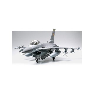 Tamiya 60315 F-16CJ Fighting Falcon