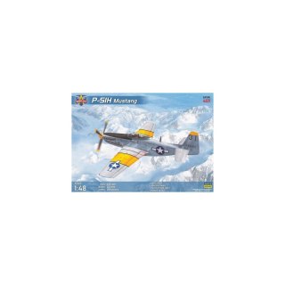 Model Svit 4821 P-51H Mustang