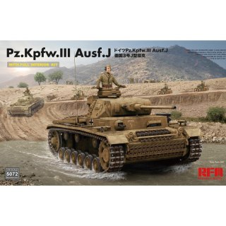 RFM-5072 Pz.Kpfw.III Ausf.J with full interior kit