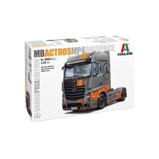 Italeri 3968 1/24 Mercedes Benz Actross MP4 Big Space