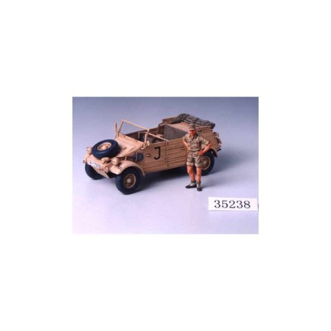 Tamiya 35238 Kuebelwagen Type82 (Africa)
