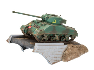 Revell 03299 1/76 Sherman Firefly