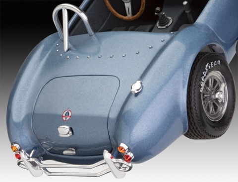 Revell 07669 1/25 '62 Shelby Cobra 289 Revell 07669 1/25 '62 Shelby Cobra 289