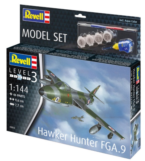 Revell 63833 1/72 Model Kit Hawker Hunter FGA.9
