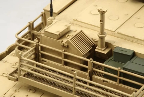 Tamiya 35326 1/35 M1A2 SEP TUSK II Tamiya 35326 1/35 M1A2 SEP TUSK II