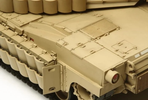 Tamiya 35326 1/35 M1A2 SEP TUSK II Tamiya 35326 1/35 M1A2 SEP TUSK II