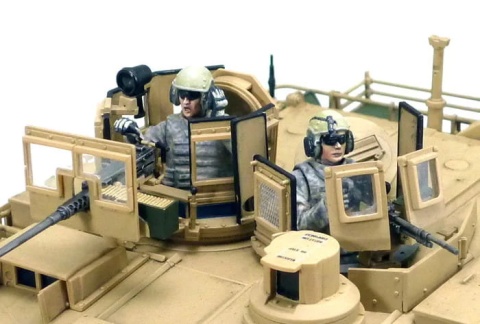 Tamiya 35326 1/35 M1A2 SEP TUSK II Tamiya 35326 1/35 M1A2 SEP TUSK II