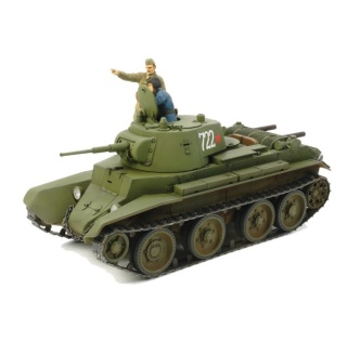Tamiya 35327 1/35 BT-7 Model 1937
