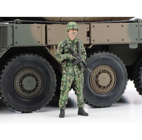 Tamiya 35383 1/35 Japan Ground Self Defence Force Type 16 Mobile Combat Vehicle C5 with Winch