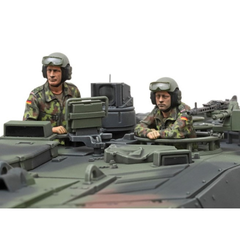 Tamiya 35387 1/35 German Main Battle Tank Leopard 2 A7V Tamiya 35387 1/35 German Main Battle Tank Leopard 2 A7V