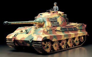 Tamiya 56018 R/C KING TIGER w/Option Kit 1/16