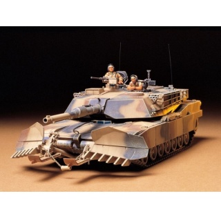 Tamiya 35158 US M1A1 Abrams with Mine Plow 1/35