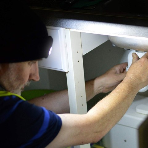 PLATINET BEANIE CZAPKA LED 48LM RED [45669]