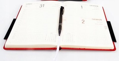 Kalendarz książkowy A5 twarda oprawa Saturn czerwony OPUS 808878