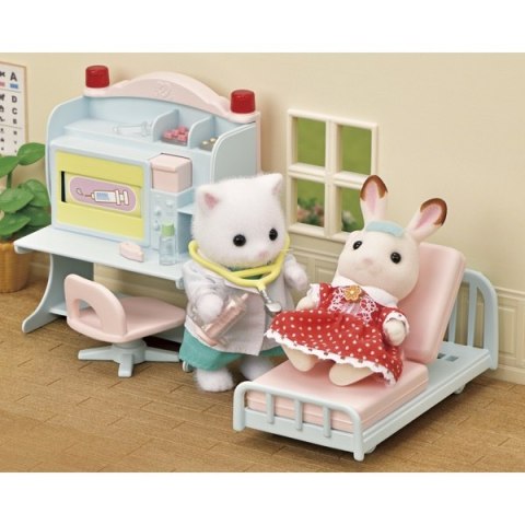 SYLVANIAN GABINET LEKARSKI 5705 WB6