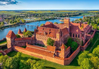 Puzzle 500 el. View of The Malbork Castle, Poland CASTORLAND B-54039