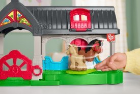 Little People Stajnia Przyjazne koniki Zestaw z dźwiękami