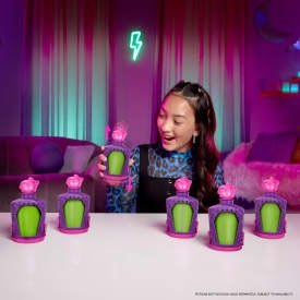 Monster High Eliksiry Minilalka Małe lalki 7,5 cm z wodną niespodzianką i ozdobami HYB10 WB6