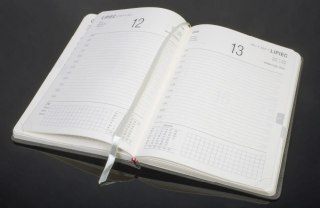 Kalendarz książkowy A5 twarda oprawa Saturn niebieski OPUS 808861