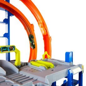 Hot Wheels City Mega Garaż Gigapętla