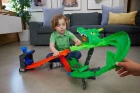 Hot Wheels Monster Trucks Smoczy wyścig Zestaw