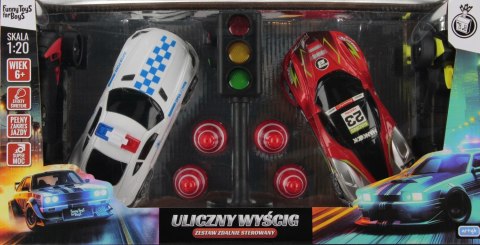 Auto osobowe zdalnie sterowane 2 szt. z akcesoriami ARTYK 142338 ART