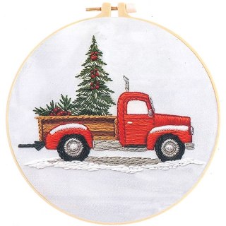 Zestaw do haftowania Czerwony pick-up z choinką TITANUM CRAFT-FUN SERIES