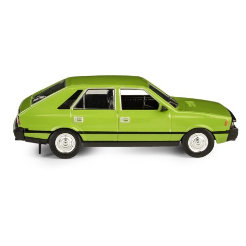 Auto osobowe metalowe 1 43 Polonez zielony DAFFI K-580