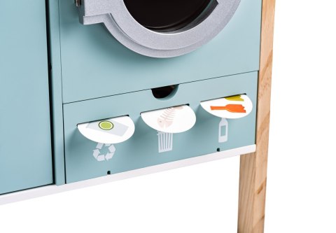 KUCHNIA DREW B/O AKC 62X49X13 DAKOTA PUD