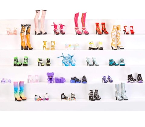 Rainbow High Buty MGA 586074EUC