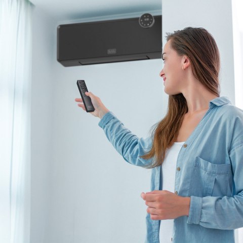 Grzejnik ścienny Black+Decker BXWSH2001E