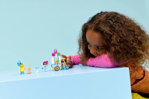 LEGO Friends 42692 Stoisko z lodami i balonami