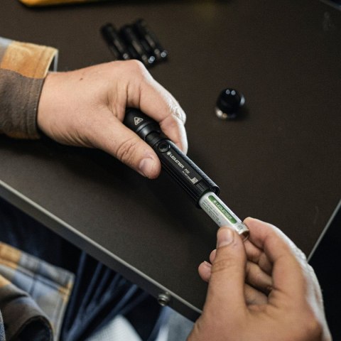 Latarka Ledlenser P5R