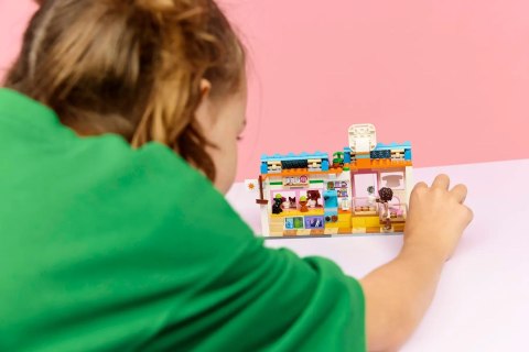LEGO Friends 42677 Piekarnia z przysmakami dla psów