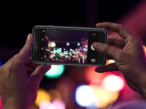 Szkło Spigen Glass FC do etui do Apple iPhone 6/6S/7/8/SE 2022/2020 Black